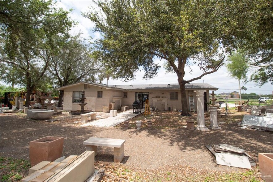 More Photos Of 2900 N McColl Rd, McAllen Office For Sale