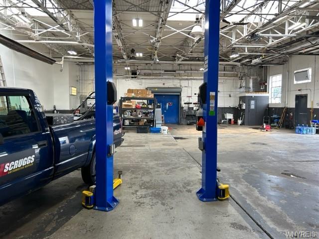 More Photos Of 1212 Abbott Rd, Buffalo Auto Dealership For Lease