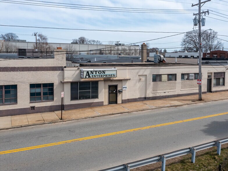 More Photos Of 634-636 Park Ave, Cranston Storefront For Sale