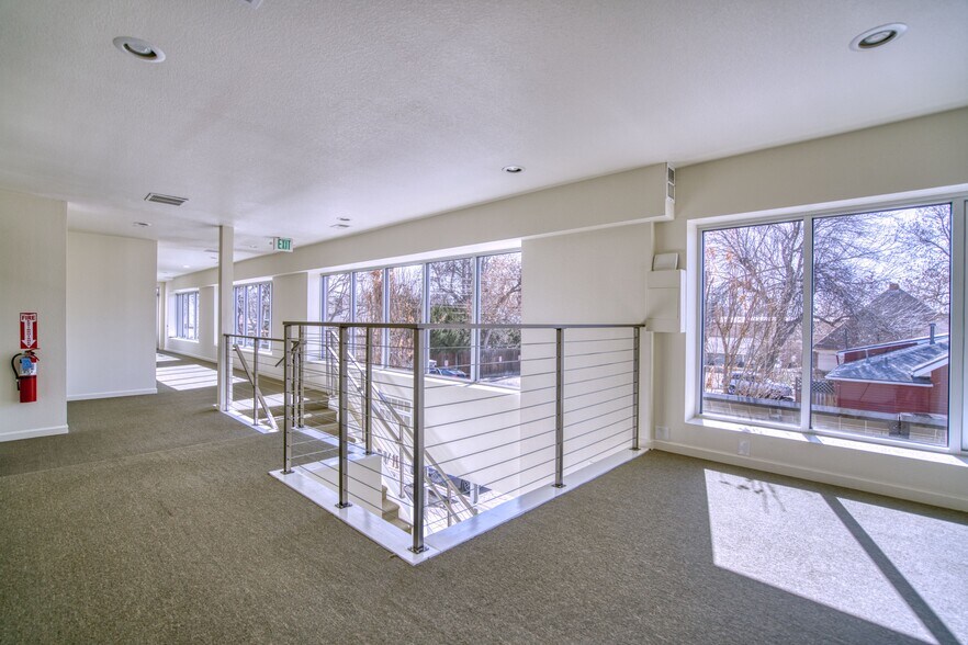 More Photos Of 724 Main Street Plaza, Longmont Storefront Retail Office For Sale