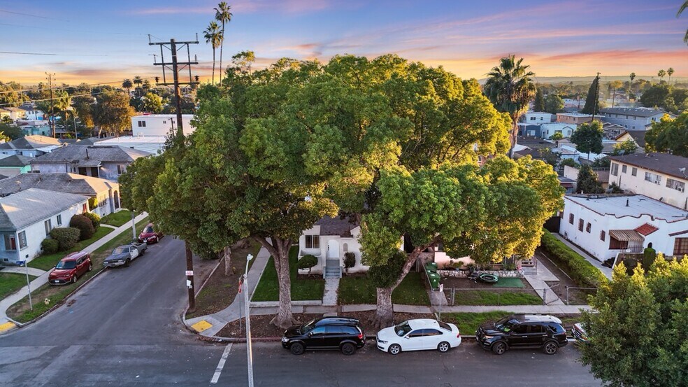 Primary Photo Of 8405 McKinley Ave, Los Angeles Multifamily For Sale