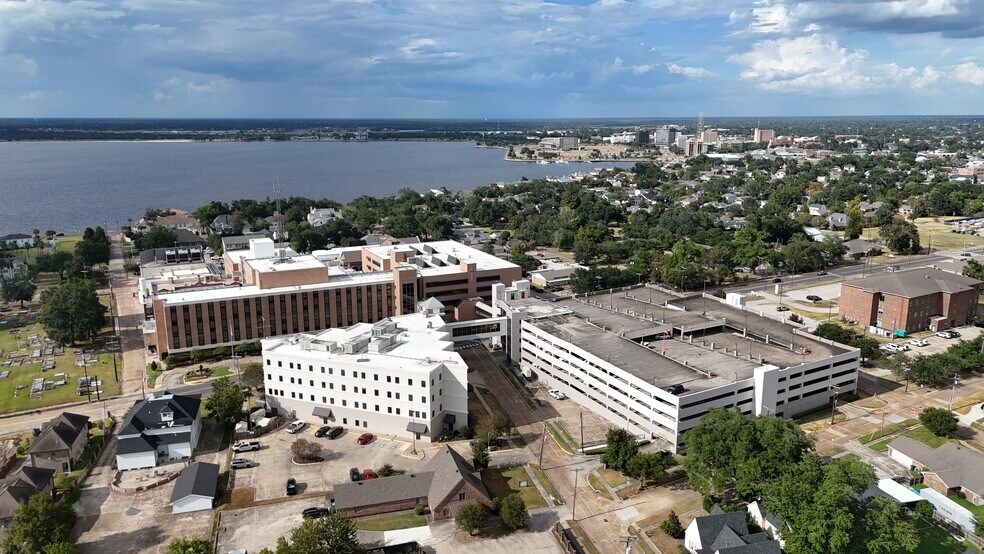 More Photos Of 501 Doctor Michael Debakey Dr, Lake Charles Hospital For Lease