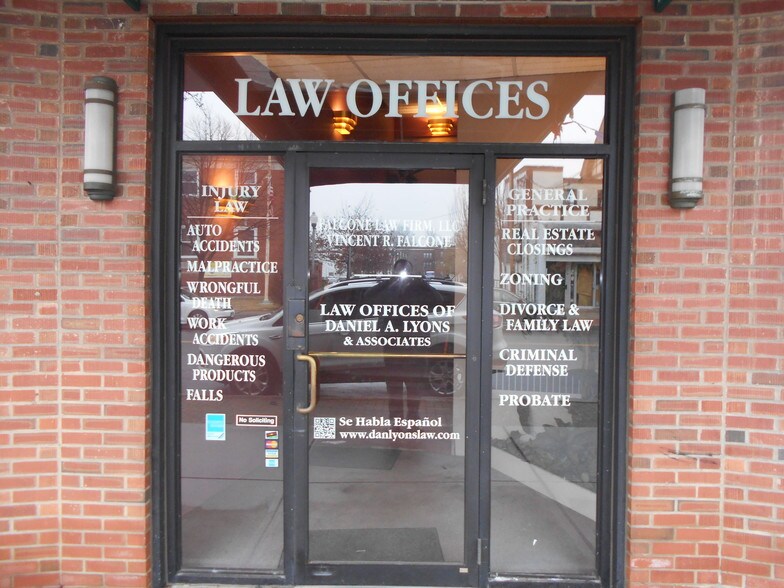 More Photos Of 334-336 Main St, West Haven Medical For Lease