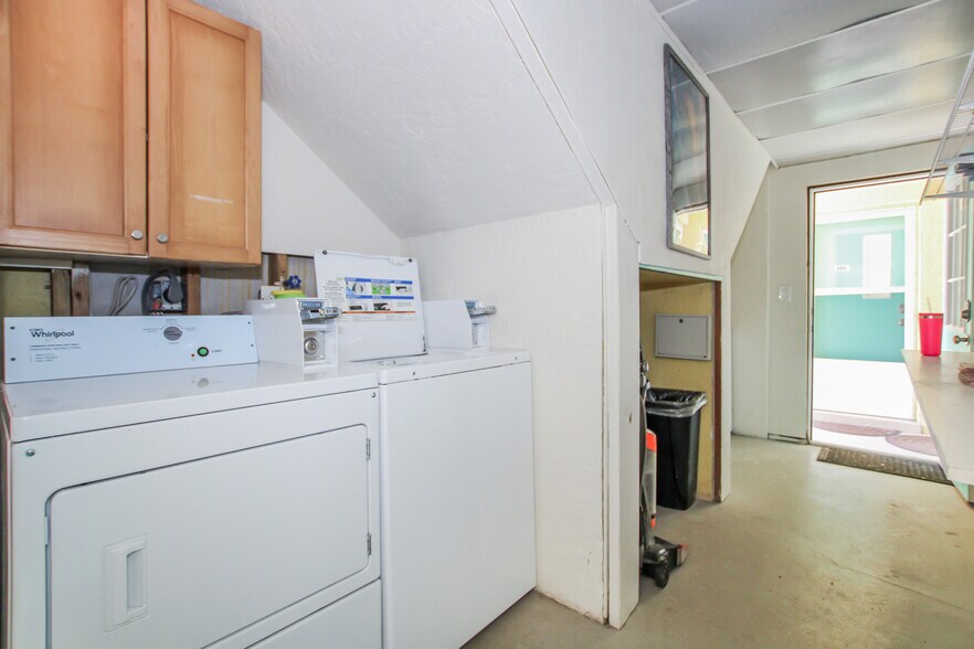 More Photos Of 3226 Stringfellow Rd, Saint James City Apartments For Sale