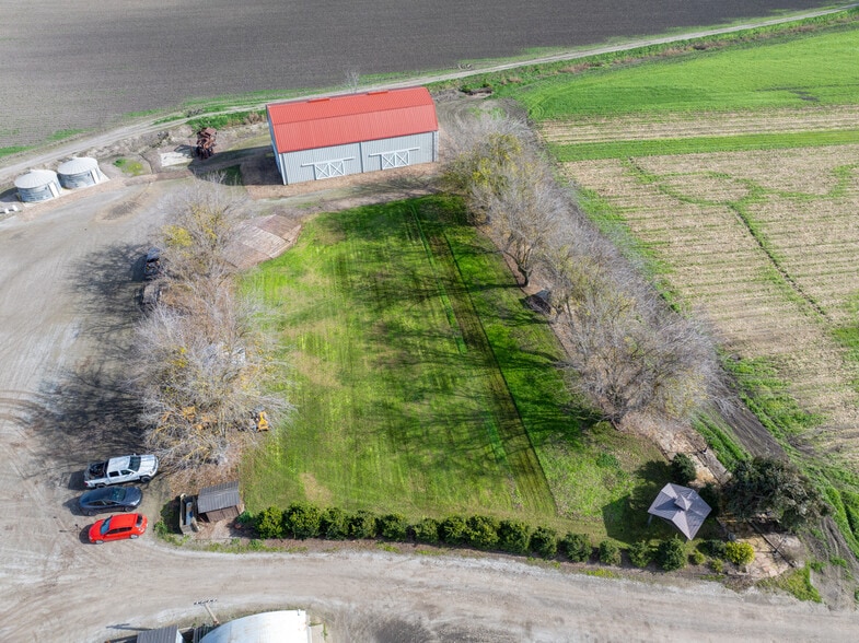 More Photos Of 9194 CA-152, Dos Palos Land For Sale