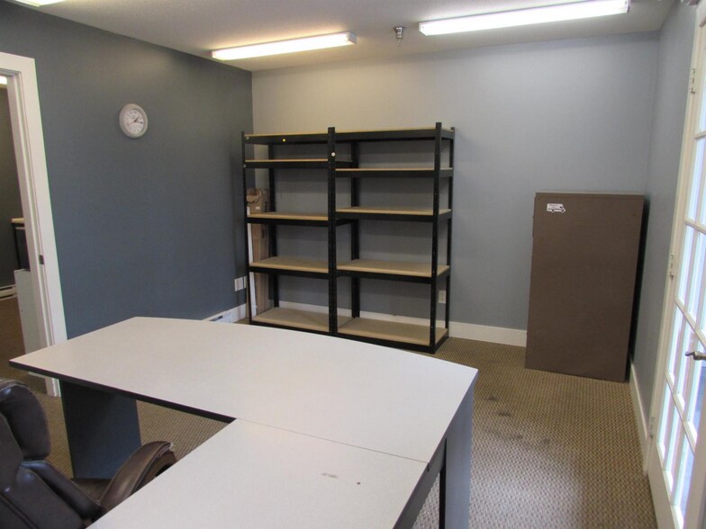 More Photos Of 33415 Maclure Rd, Abbotsford Warehouse For Sale