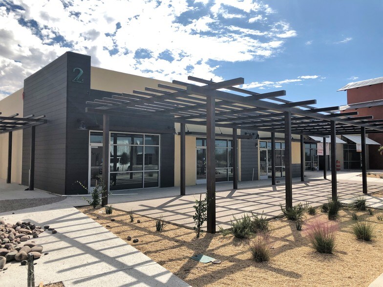 More Photos Of 1571 N Resler Dr, El Paso Unknown For Lease