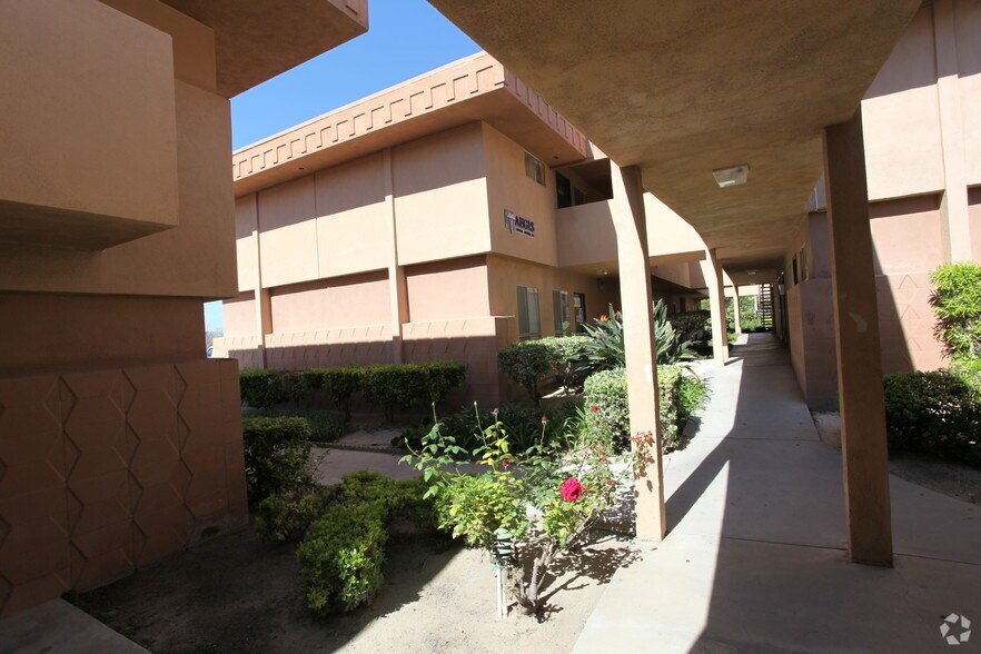 More Photos Of 2650 Jones Way, Simi Valley Medical For Lease