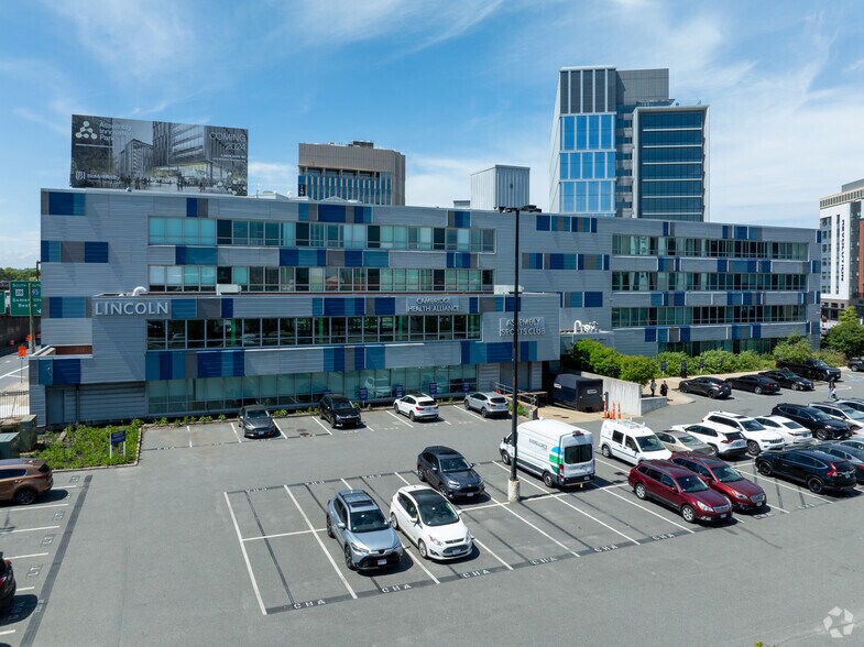 Primary Photo Of 5 Middlesex Ave, Somerville Medical For Lease