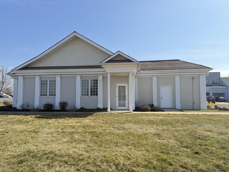 More Photos Of 445 W Main St, Branford Office For Lease