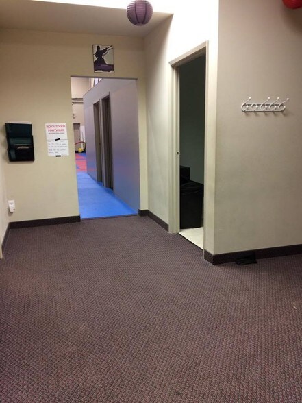 More Photos Of 570 Bryne Dr, Barrie Light Distribution For Lease