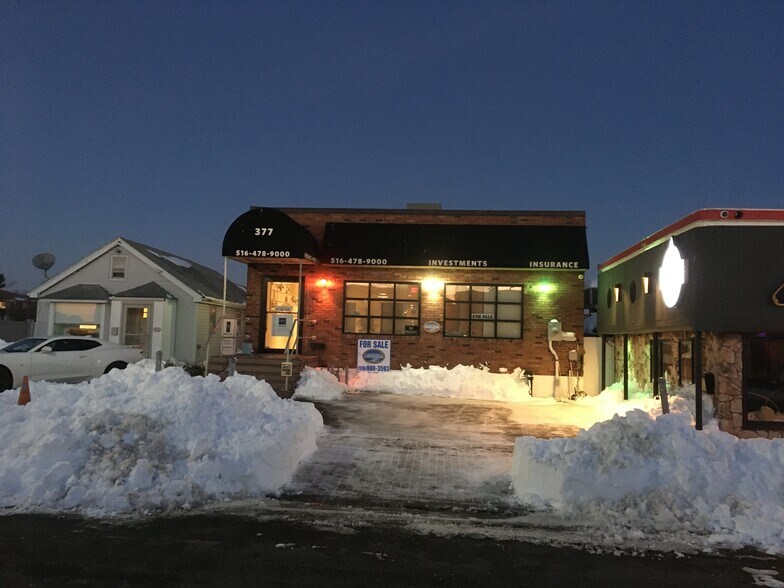 More Photos Of 377 Woodcleft Ave, Freeport Storefront Retail Residential For Sale
