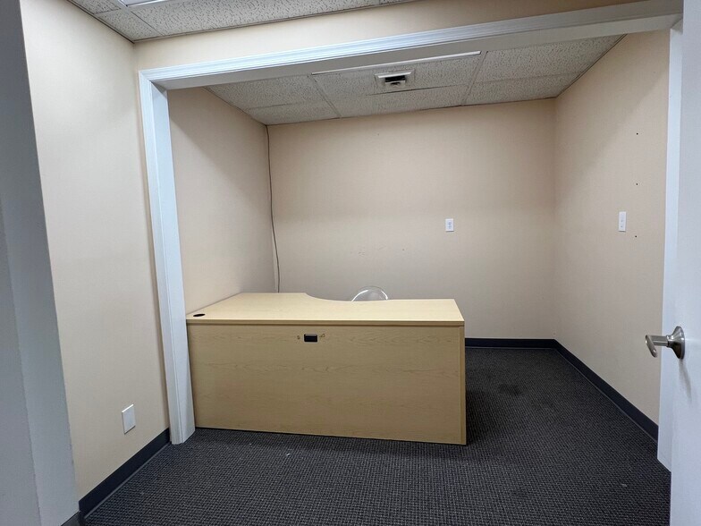 More Photos Of 5310 Old Court Rd, Randallstown Medical For Lease