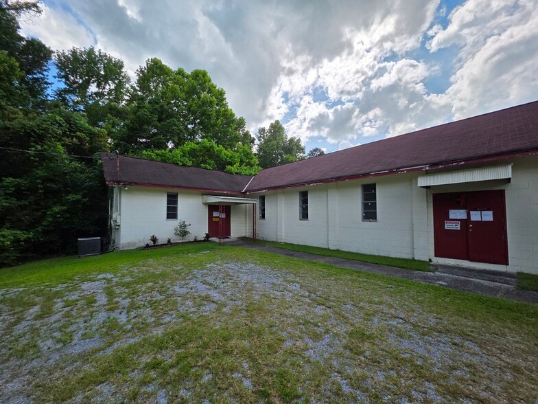 More Photos Of 10675 Rucker Rd, Elmore Religious Facility For Sale