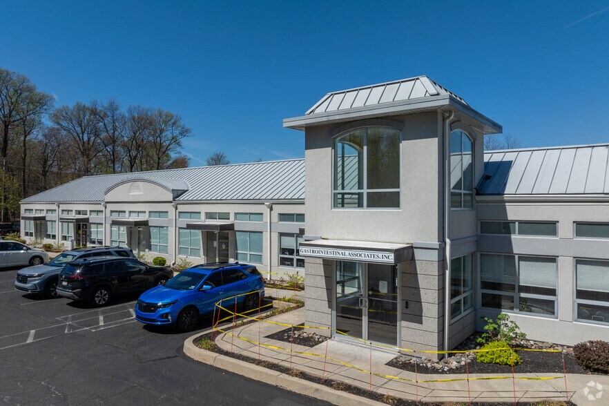 More Photos Of 1600 Horizon Dr, Chalfont Office For Sale