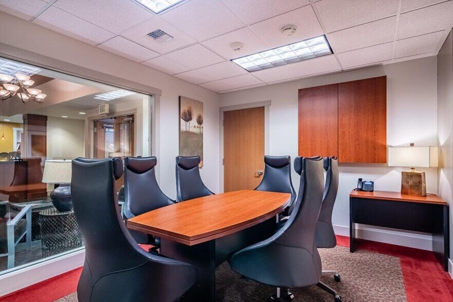 More Photos Of 33530 1st Way S, Federal Way Coworking Space