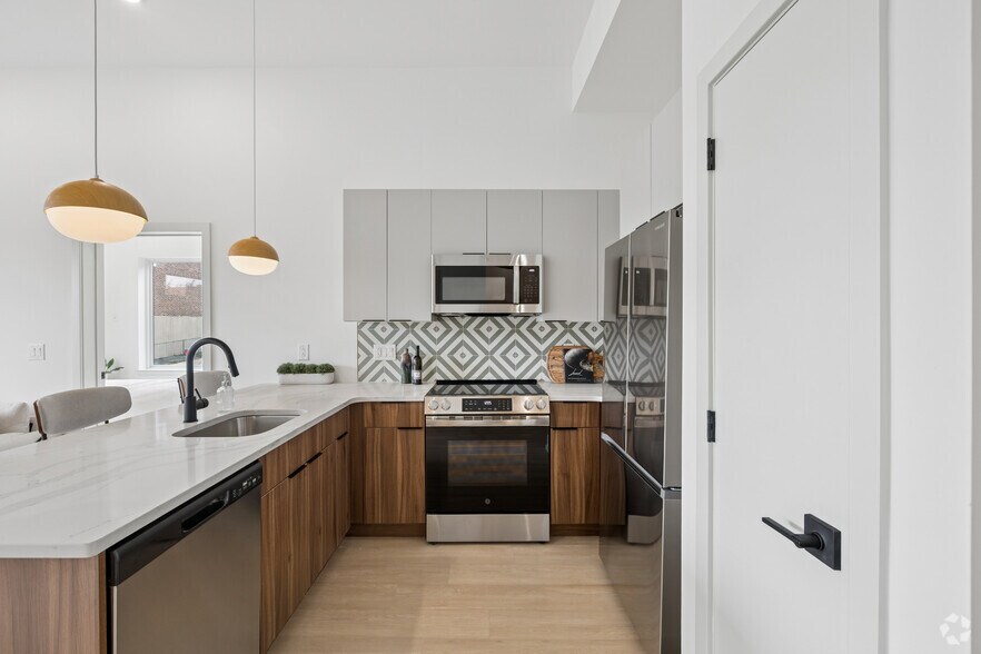 More Photos Of 1818 N 53rd St, Philadelphia Apartments For Lease