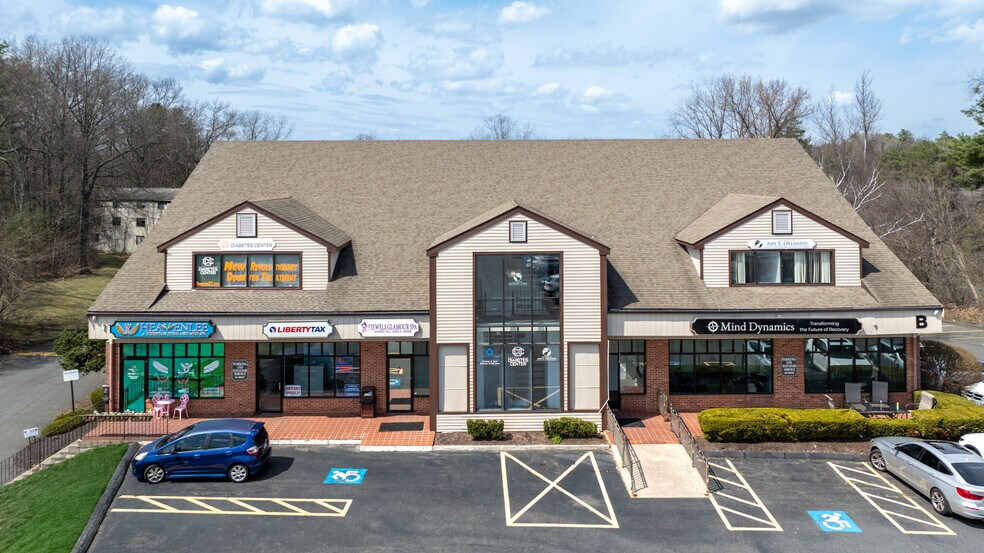 More Photos Of 17 Farmington Ave, Plainville General Retail For Sale