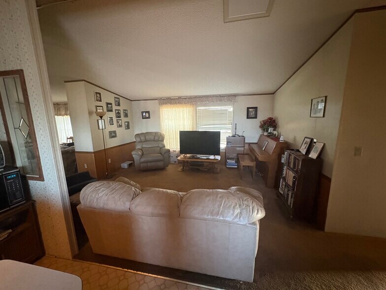 More Photos Of 576 Center St, Panguitch Specialty For Sale