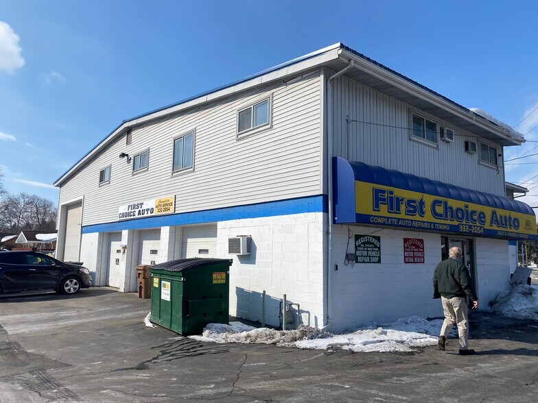 More Photos Of 840 Cayuga Creek Rd, Buffalo Auto Repair For Sale