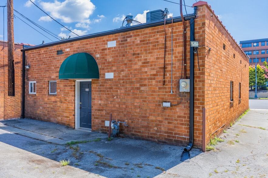 More Photos Of 316 S Eugene St, Greensboro Office For Sale