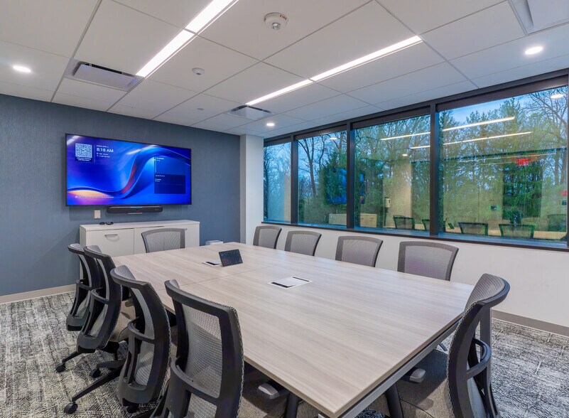 More Photos Of 426 W Lancaster Ave, Devon Office For Lease