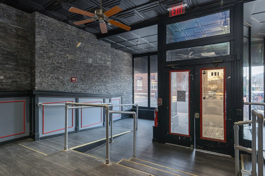 More Photos Of 102 Main St, Nyack Storefront Retail Residential For Lease