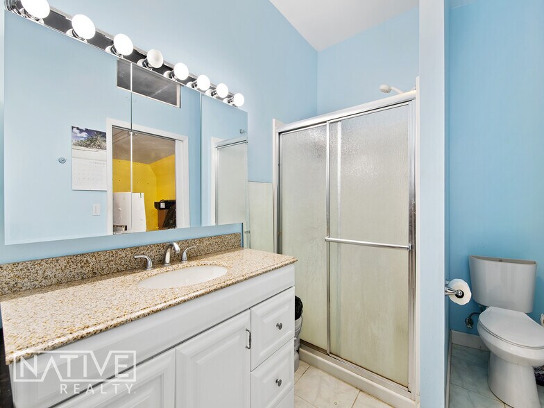 More Photos Of 3211-3225 S Andrews Ave, Fort Lauderdale Warehouse For Sale