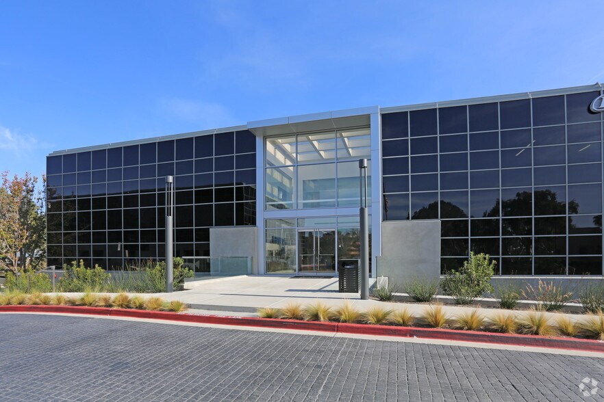 More Photos Of 12651 High Bluff Dr, San Diego Unknown For Lease