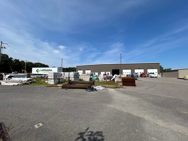 More Photos Of 24 Williams Way, Bellingham Research And Development For Lease