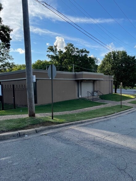 More Photos Of 5100 W 12th St, Little Rock Medical For Sale
