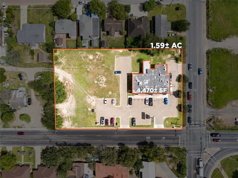 More Photos Of 900 N Border, Weslaco Freestanding For Sale