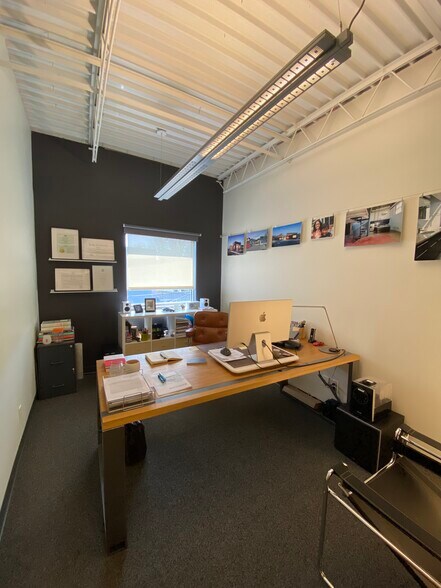 More Photos Of 2029 Riverside Dr, Columbus Office For Lease