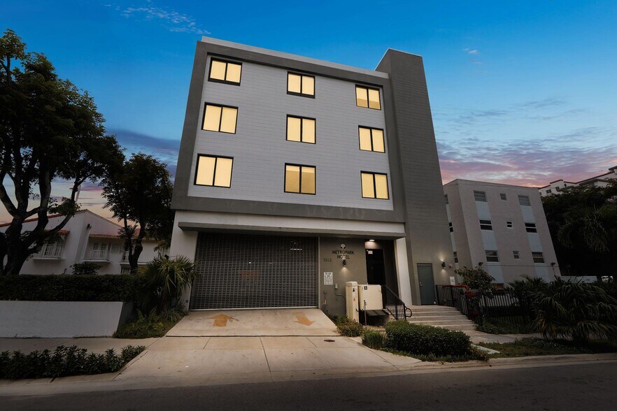 Primary Photo Of 1343 NW 1st St, Miami Hospitality For Sale