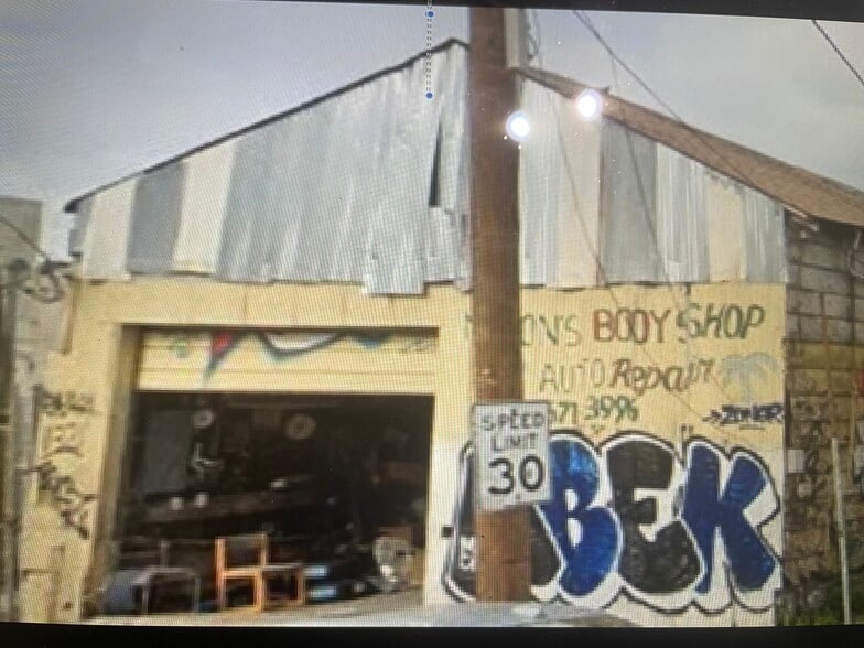 1319 Magazine St  