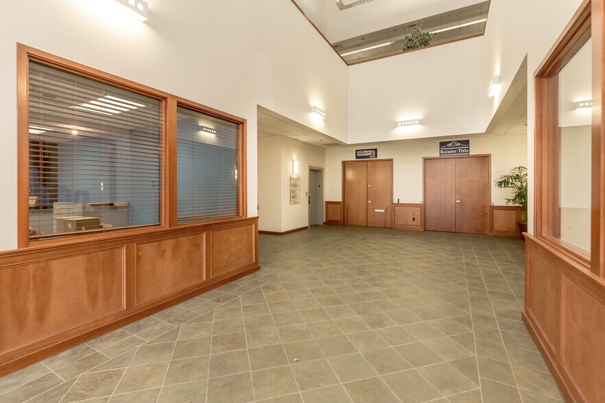 More Photos Of 3560-3562 Bridgeport Way, University Place Office For Lease