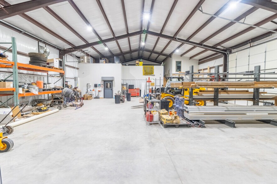 More Photos Of 2320 Beverly Hills St, Norman Warehouse For Sale