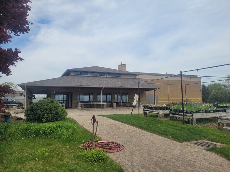 More Photos Of 2456 Millville Oxford Rd, Hamilton Garden Center For Sale