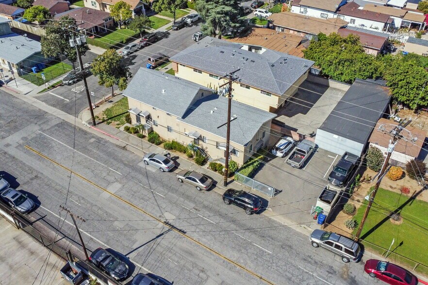 More Photos Of 252 S 7th St, Montebello Apartments For Sale