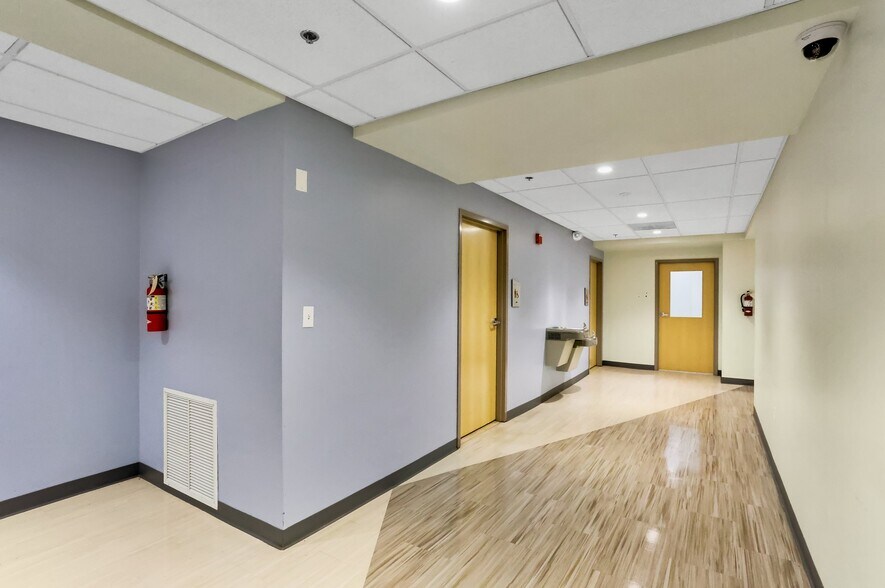 More Photos Of 400 N Andrews Ave, Fort Lauderdale Medical For Lease