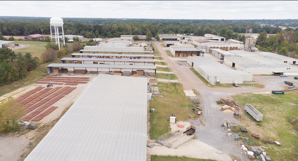 More Photos Of 2200 Cole Rd, Horn Lake Distribution For Lease