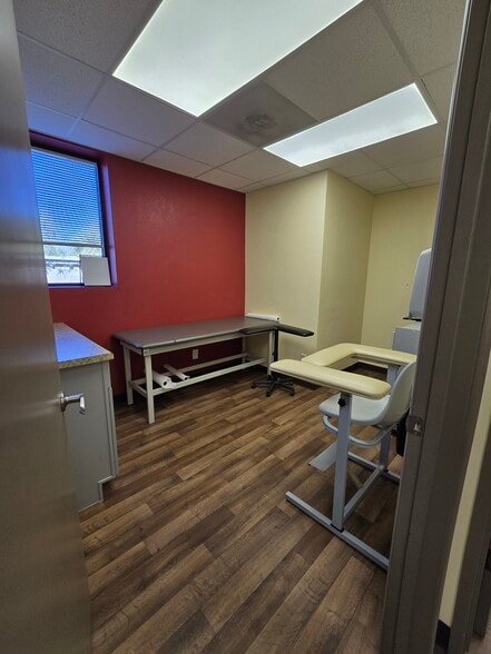 More Photos Of 6344 E Broadway Rd, Mesa Medical For Lease