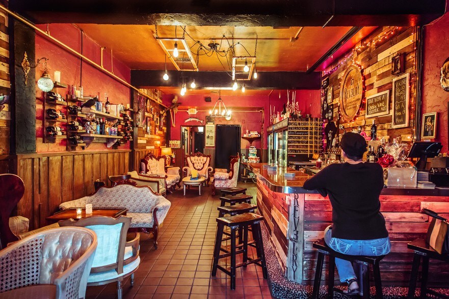 More Photos Of 17-25 S J St, Lake Worth Restaurant For Sale