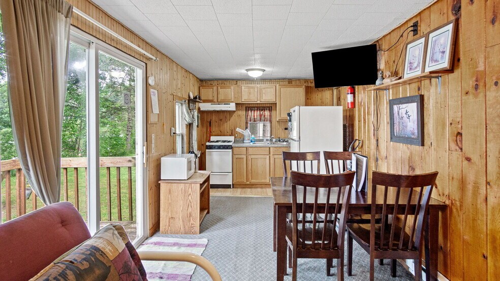 More Photos Of N1107 Roses Resort Rd, Weyerhaeuser Trailer Camper Park For Sale