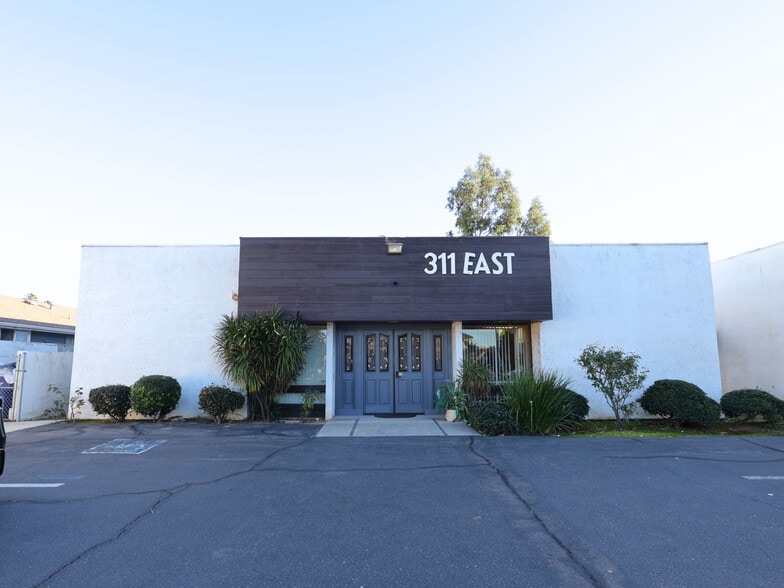 More Photos Of 311 E Washington Ave, Escondido Office For Lease
