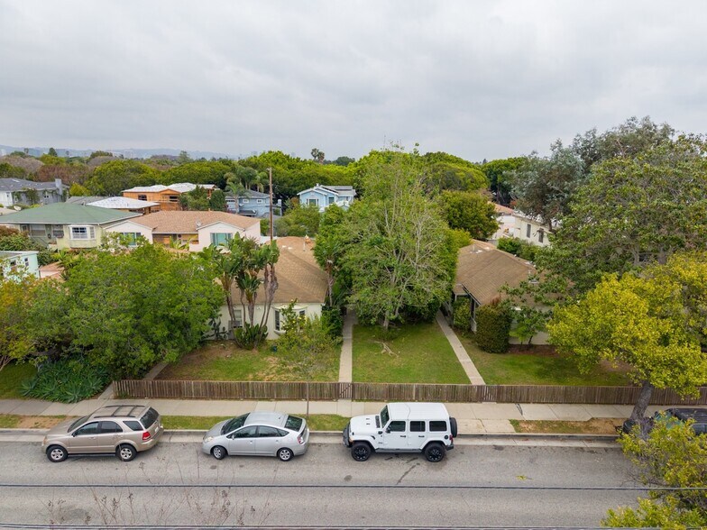 More Photos Of 2411 20th St, Santa Monica Apartments For Sale