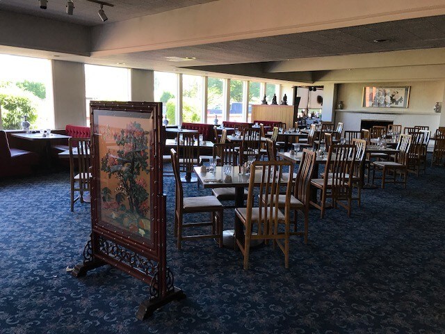 More Photos Of 2288 Country Club Rd, Woodburn Restaurant For Sale