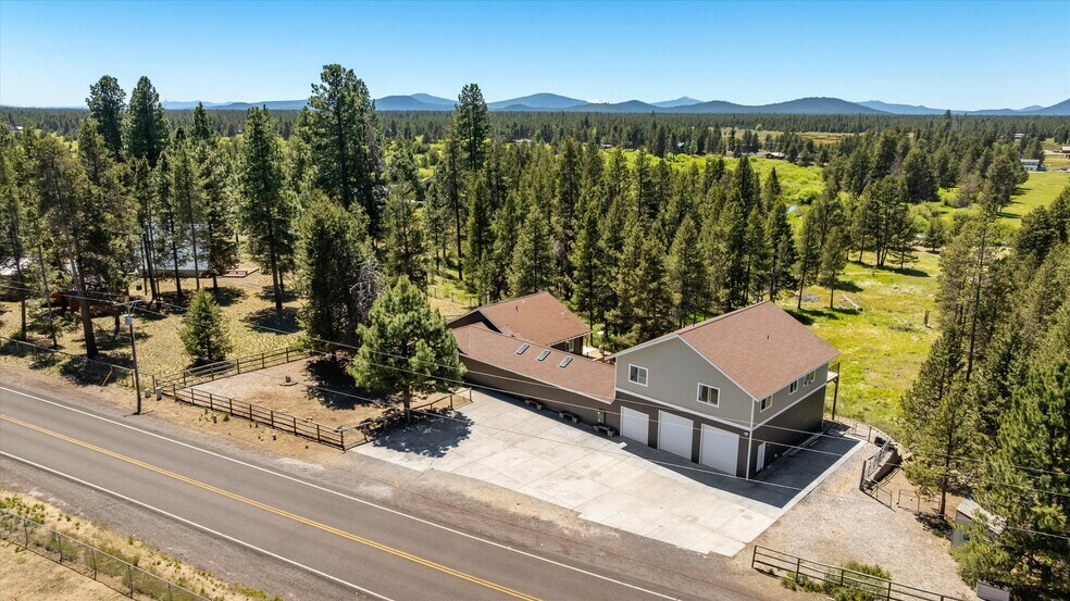 More Photos Of 53345 Riverview Dr, La Pine Multifamily For Sale