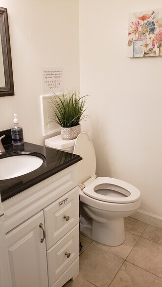 More Photos Of 2106 Gallows Rd, Vienna Medical For Lease