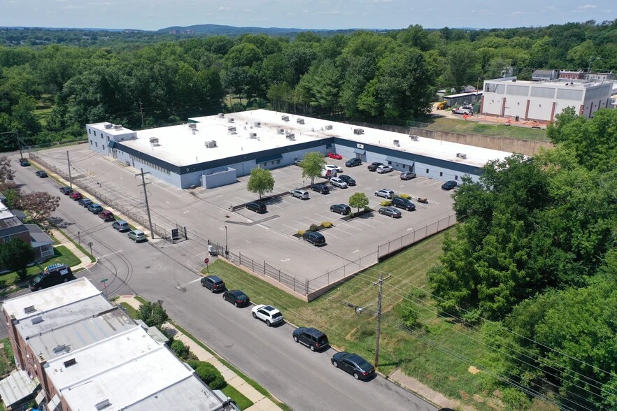 More Photos Of 9 S Forrest Ave, Norristown Manufacturing For Sale